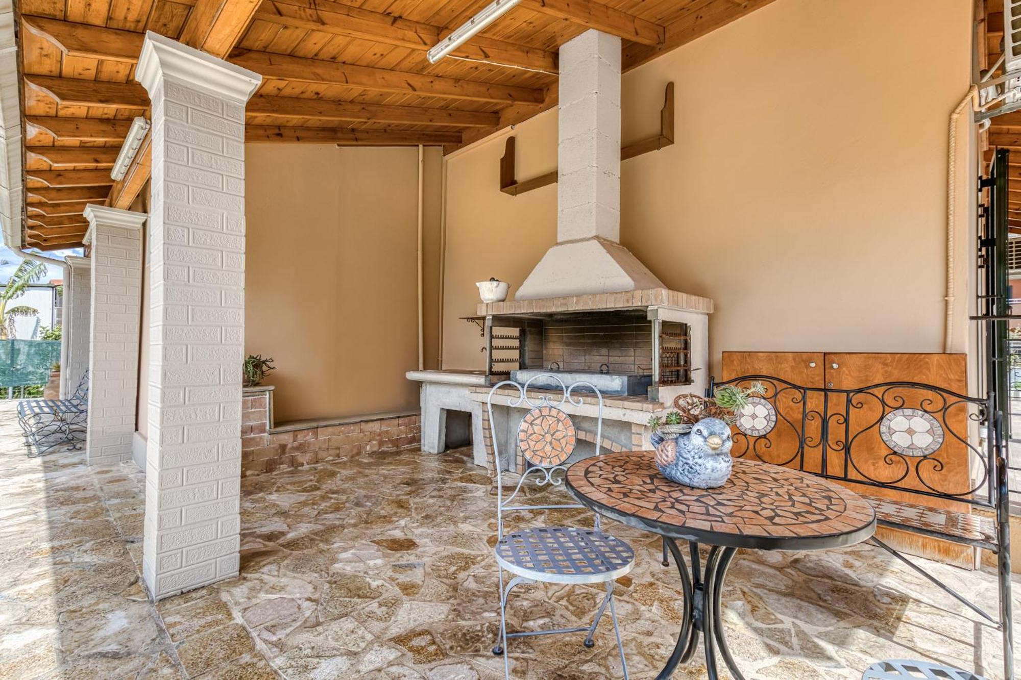 La Casa Di Eleni Villa อาคาราวี ภายนอก รูปภาพ